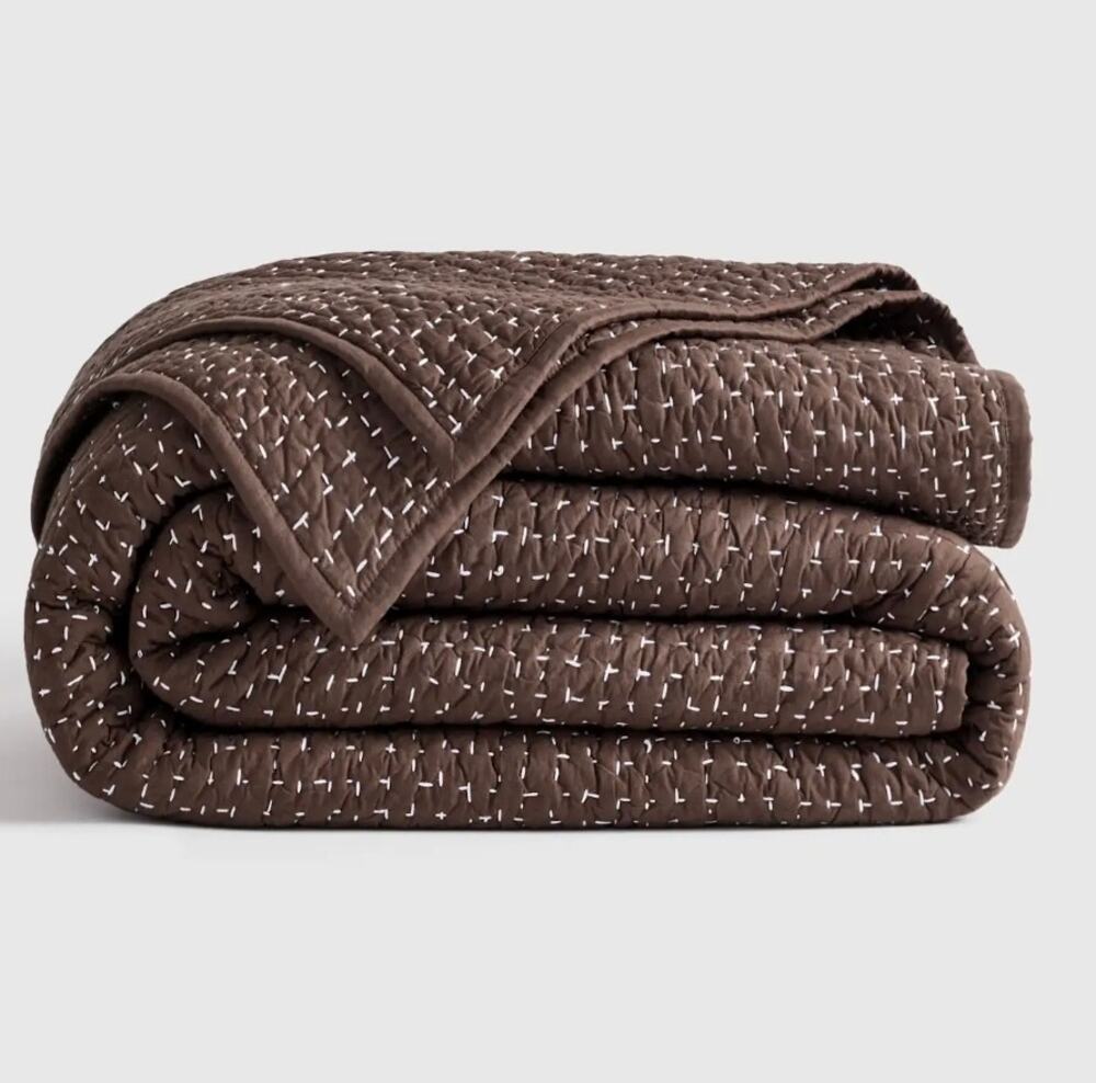 NWOT Quince Organic Cotton Hand Stitch Quilt King Cal King Espresso $164 MSRP